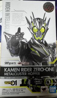 Bandai S.H.Figuarts Shf Kamen Rider 01 Zero-One Metalcluster Hopper 金屬蝗蟲 連公文包劍配件
