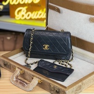 CHANEL vintage  古董黑金羊小黛妃coco金釦鍊包/子母包🩶🖤優質收藏