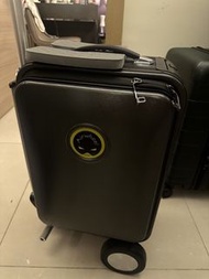 Airwheel Smart Suitcase