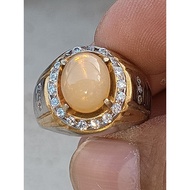 White opal kalimaya white memo lab
