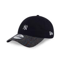 New Era หมวกรุ่น New York Yankees Harris Tweed Black 9FORTY Unstructured Cap