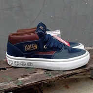 VANS HALF CAP PRO x INDEPENDENT SKATEBOARDS DRESS BLUE
