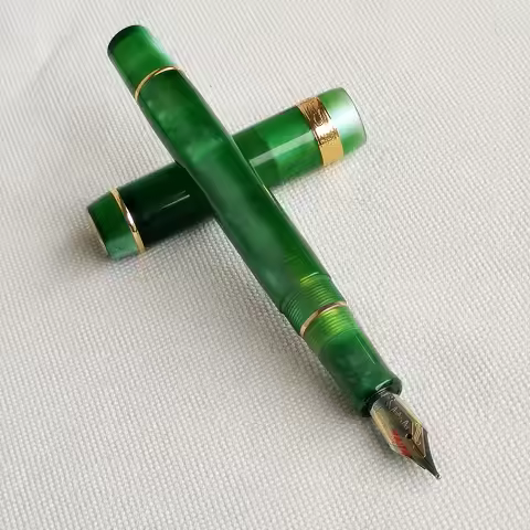 KAIGELU-Fountain Pen for Office Writing, Smoothness Ink Pen, Green Acrylic, Gifts for Men and Women,
