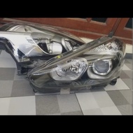 Headlamp Mobil Sienta Tipe G Original