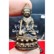 龍婆坤 藥師佛套裝 理事版 很難找 只有一套
一套5枚佛牌（4枚藥師+1枚自身）