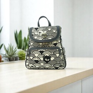 Henneybear - H1138 ลายBlackWhiteBearกระเป๋าเป้ทรงสวย ดีไซน์เก๋ ใส่ของได้เยอะ กระเป๋าใส่หนังสือ กระเป