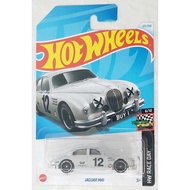 HW.B Hot wheels โมเดลรถจากัวร์ ฮอทวีลขนาดเล็ก 🔅 JAGUAR MK1 RACE DAY 12 BAY I การ์ดและแพ็คตามภาพพร้อมส่ง