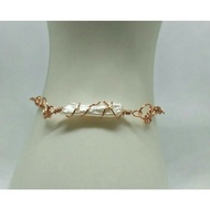 Bracelet - Biwa Pearl with white shell