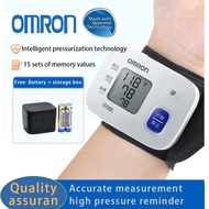 【Free storage box】Omron Wrist Blood Pressure Monitor Blood Pressure Monitor Automatic Digital BP T10