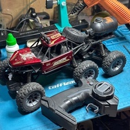 Used RC Offroad Car 4WD 6 Wheels 2.4GHz Remote Control Alloy Water Spray Car