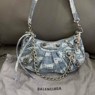 Balenciaga Le Cagole 牛仔腋下包21x11x4 98新  配件塵袋