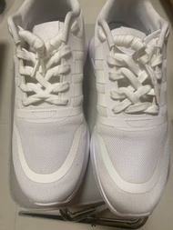 adidas Multix 經典鞋