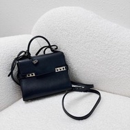 Delvaux Tempete