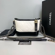Chanel 香奈兒 Gabrielle 流浪包 黑白拼色 小號
