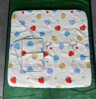 ชุดผ้าปูที่นอนรุ่นยางพาราแท้ by Hilton  &  AQ พร้อมปลอกหมอนแบบยางยืดรอบ 360ํ  หนา 26ซม ผ้าปูใหมน้ำเข