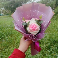 Beautiful bouquet of 3 wool roses for gifts, teachers, meaningful