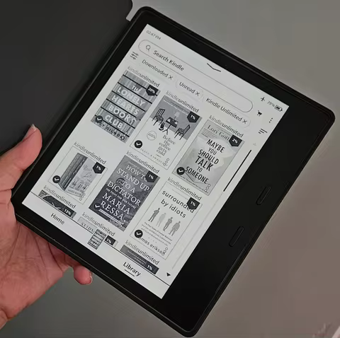 Kindle Oasis 3 7" E-reader 8GB/32GB WiFi｜Bilingual CN/EN Translation｜X-Ray｜Waterproof IPX8｜Lightweig