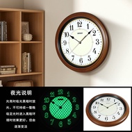Seiko | นาฬิกาแขวนผนังสไตล์ไม้เรโทรเงียบ