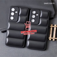 SAMSUNG S24 FE CASE PILLOW CASE MACARON BLACK SAMSUNG S24 FE