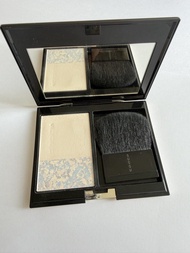 [順豐包郵] SUQQU 蜜粉餅 01 PORCELAIN (face powder)
