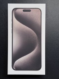 iPhone 15 Pro Max 256G 原色鈦金屬配件+盒子