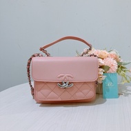 CHANEL 香奈兒翻蓋式信差肩帶包包HALF COCO PINK FLAP 20 CM