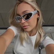 Baileys glasses // y2k trendy glasses