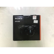 Sony A6300 with 16-50mm kit lens