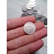 koin pecahan 25 rupiah kondisi sudah di cuci
