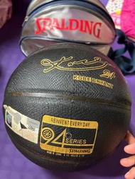 保值收藏簽名斯伯丁「黑曼巴」蛇紋紀念合成皮籃球 The Kobe 94 Series紀念籃球系列，附原裝球袋，全球限量