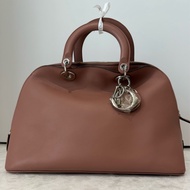 Christian Dior Diorissimo Dome Bag｜深米色皮革手提包｜Dior 經典款