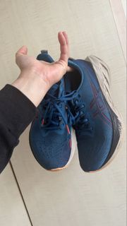 ASICS Novablast 2 Running Shoes