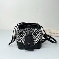 LV 1854 Mini刺繡牛奶盒包