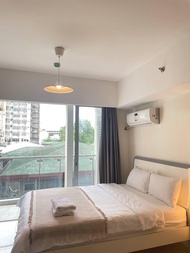 Pangsapuri m² dengan 1 bilik tidur dan 1 bilik mandi peribadi di Parañaque (Luxury Hotel near in Ci