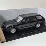 MCG 1/18 BMW 5 E34 TOURING 540i BMW Car Model