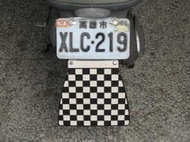 旭東店.....VESPA 偉士牌進口 鴨母 90.125.S.SV.ET8 [MP]黑白格子檔泥板[副刻]