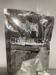 Bearbrick stussy Futura