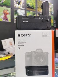 Sony C4EM  VG-CE4M BATTERY GRIP FOR A7R4 A7R5  A7 IV A1