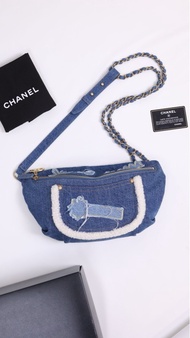 Chanel 19年埃及系列牛仔丹宁拼羊羔绒补丁涂鸦款腰包