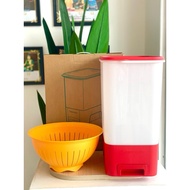 TUPPERWARE RICE DISPENSER Tong Beras 10Kg with colander