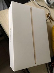 iPad mini 4 box n Apple charger 原裝正品蘋果iPad 充電器