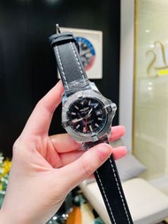 Breitling Avenger Automatic GMT 43 A3239710B1X1