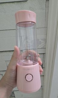 [執屋清嘢] 便攜式小型攪拌機 充電用