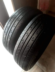 ban mobil ukuran 195/70 R 14 kondisi 75 persen