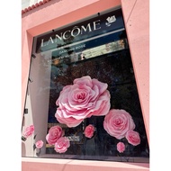 Giant decorative foam roses