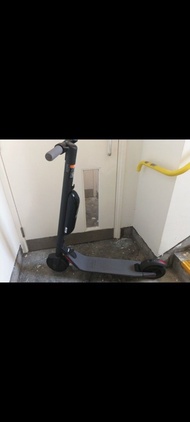Ninebot KickScooter ES2 電動滑板車連外置電