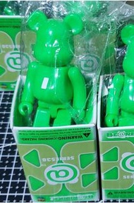 全新 BASIC  字母  i 字  medicomtoy be@rbrick series 38 bearbrick 38代 100% 熊仔 隱藏 絕版 擺設 裝飾 玩具 積木 收藏