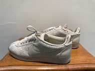 Nike白色阿甘鞋 7.5號