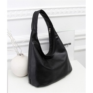 Large Capacity Shoulder Bag Womens Handbag Dumpling Bag Faux Leather