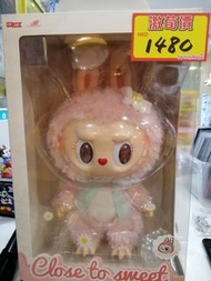 （銅鑼灣門市 cwb Brick House 現貨）全新 LABUBU 大公仔 CLOSE TO SWEET